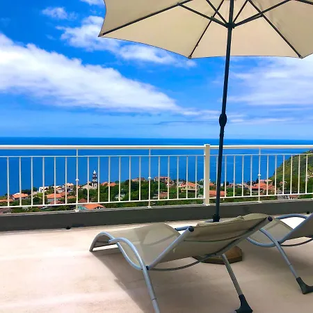 Casa Neves Three Bedrooms And Fantastic Sea View *