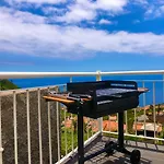 Casa Neves Three Bedrooms And Fantastic Sea View Holiday home Arco da Calheta (Madeira)