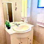 Casa Neves Three Bedrooms And Fantastic Sea View Holiday home *