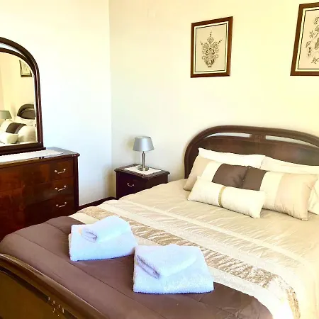 Casa Neves Three Bedrooms And Fantastic Sea View アルコ・ダ・カリェタ