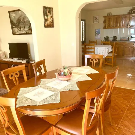 Holiday home Casa Neves Three Bedrooms And Fantastic Sea View