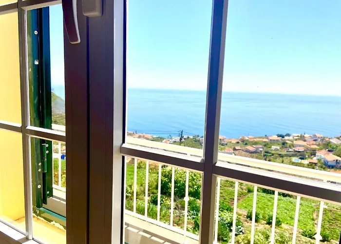 Casa Neves Three Bedrooms And Fantastic Sea View *