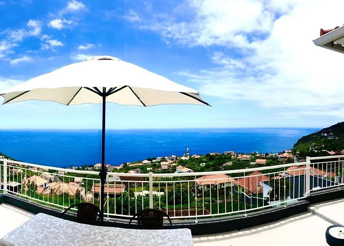 Casa Neves Three Bedrooms And Fantastic Sea View 度假居