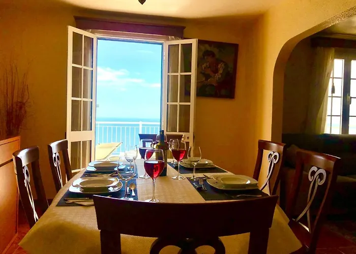 Casa Neves Three Bedrooms And Fantastic Sea View 度假居 *